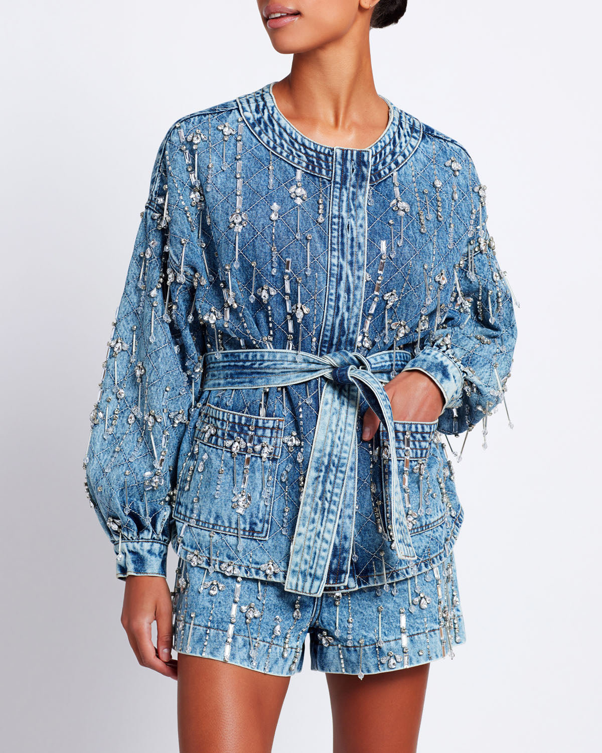 Stylish Diamond Beaded Crown Denim Suit With Tassel Detailing For Women  Long Puff Sleeve Fall Jackets Women And Jeans Set Outfit GBYXTY ZL1070 From  Balee, $49.23