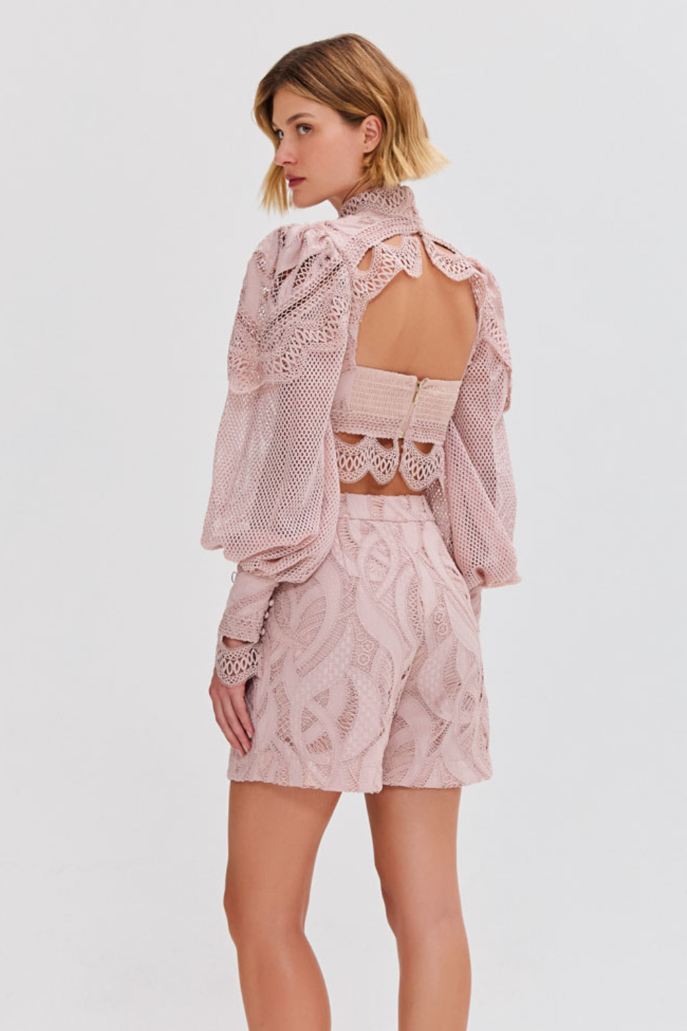 AURA LACE SHORT