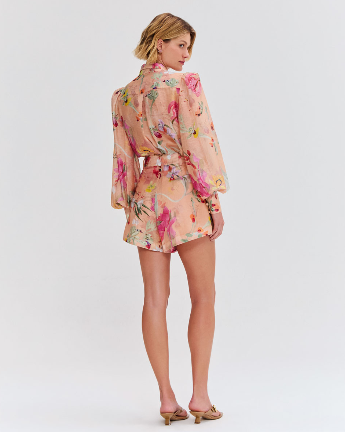 LILY FLOWER SHORT