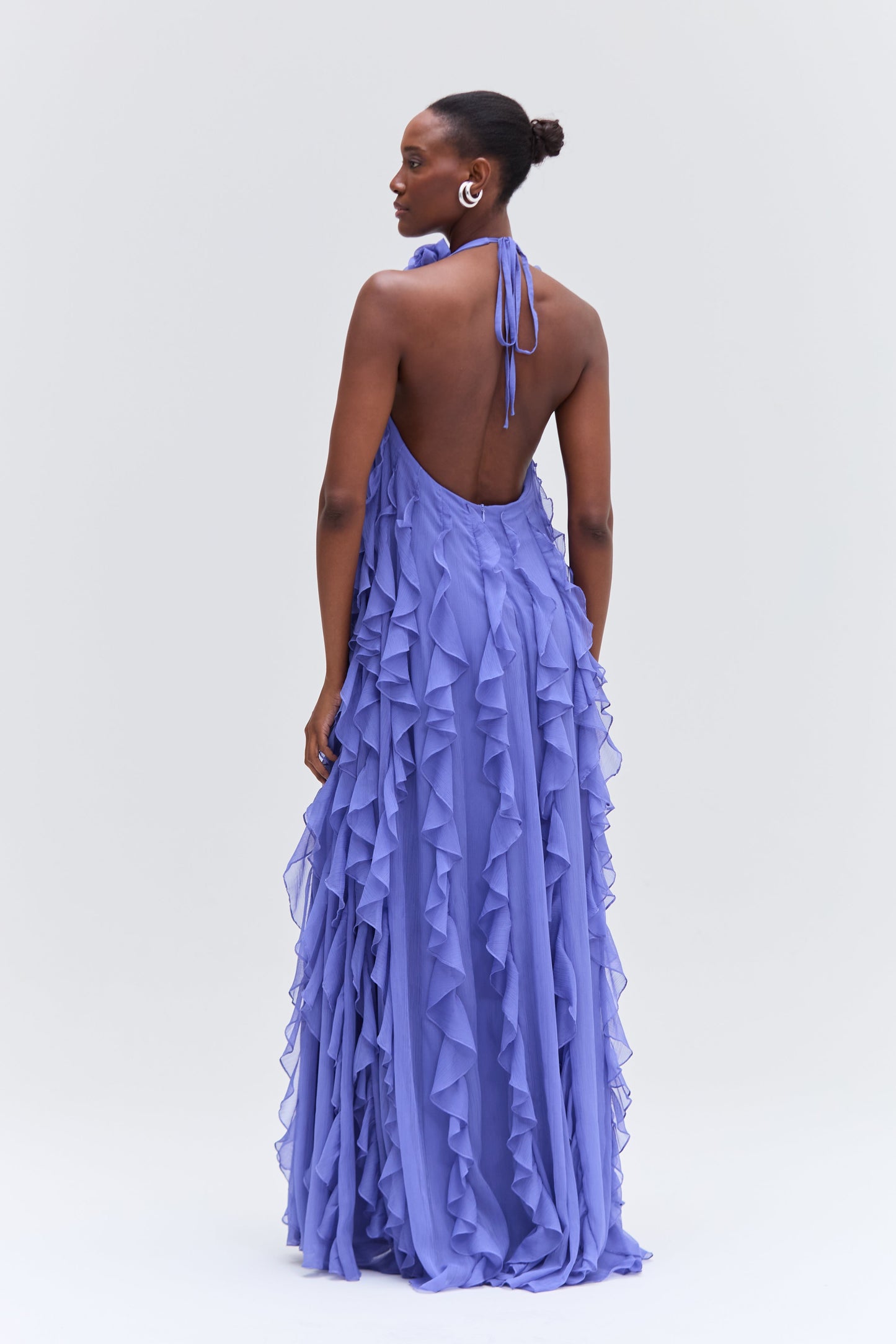 SILK PLISSE LONG DRESS HALTERNECK FLORAL COLLAR