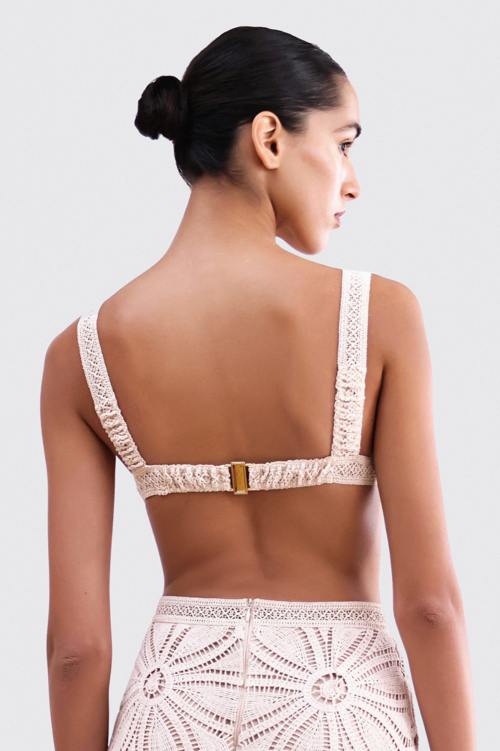 FLOWER CROCHET BRALETTE