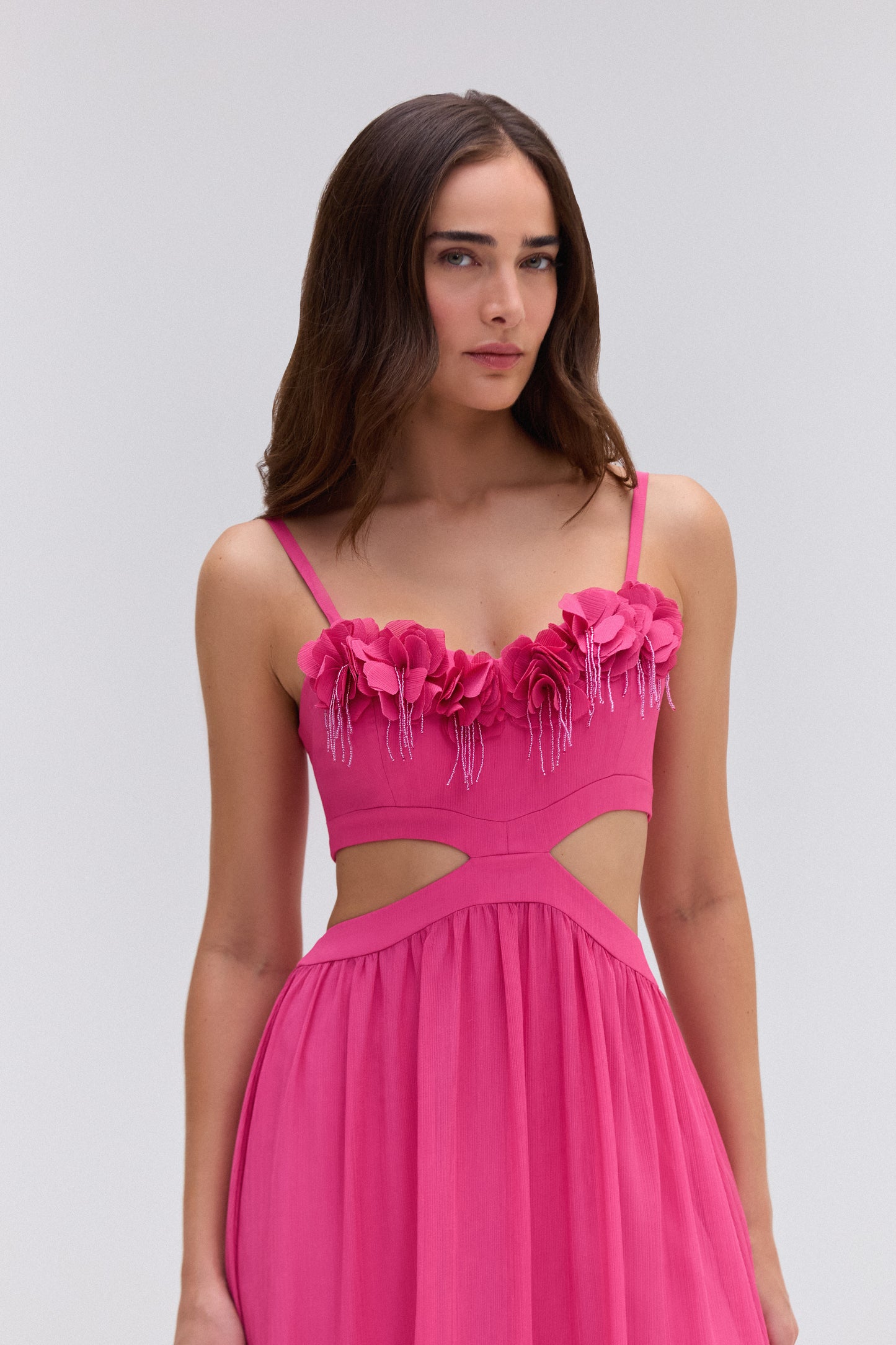 SILK PLISSE FLOWER APPLIQUE LONG DRESS