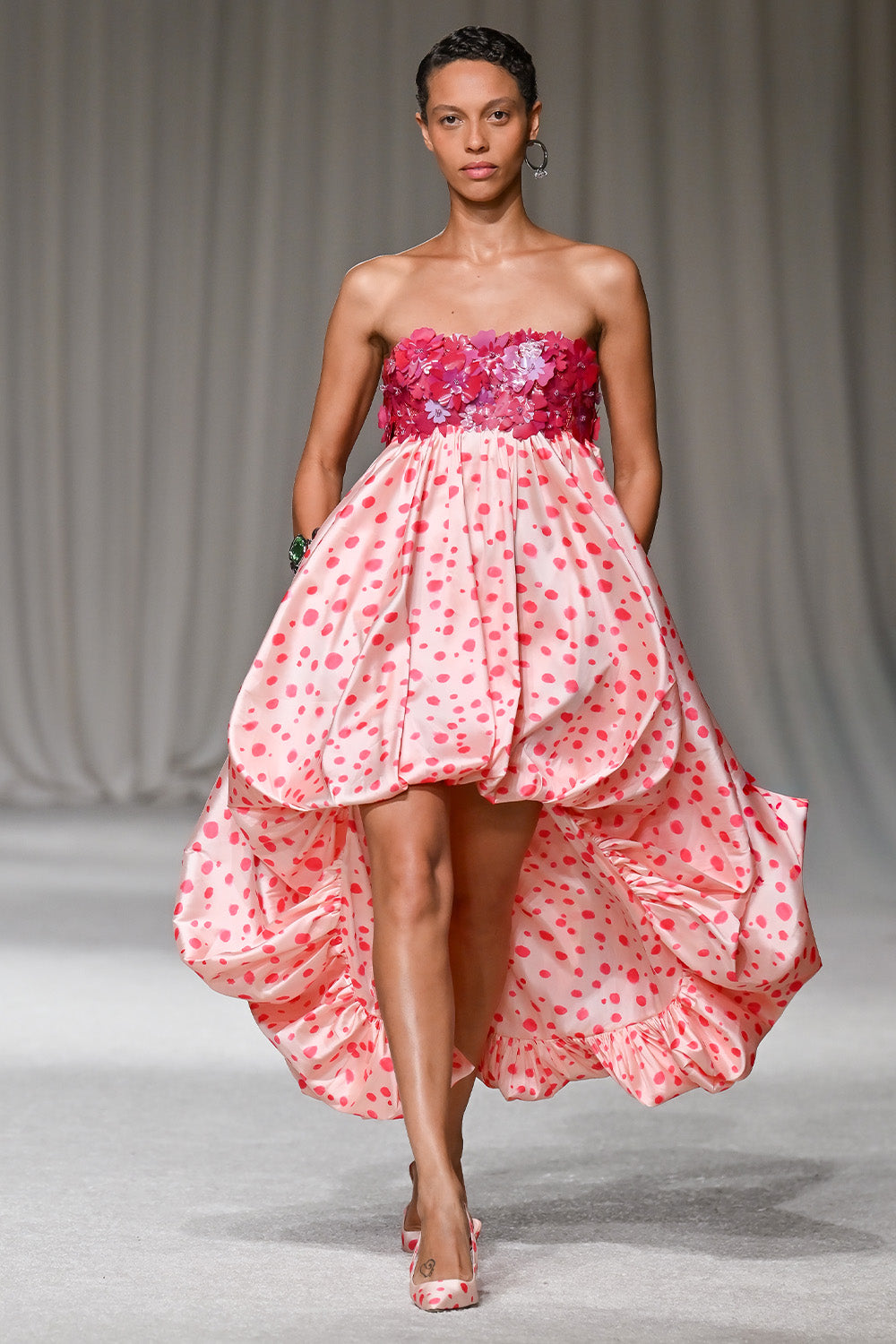 dress with runway print Runway Resort RTW 2024
