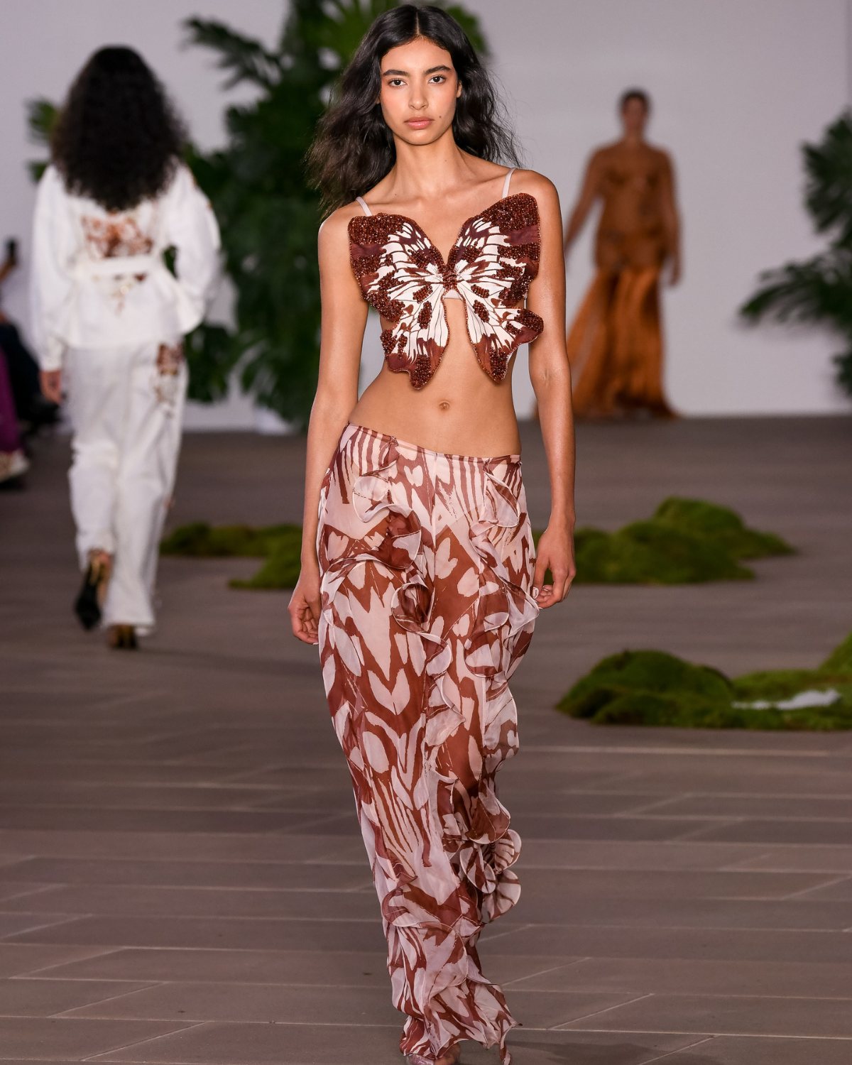BUTTERFLY FLUTTER PANTS (RUNWAY)