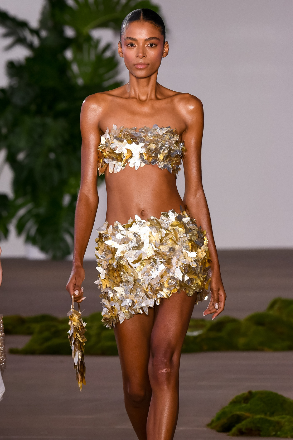 SEQUIN TOP (RUNWAY)