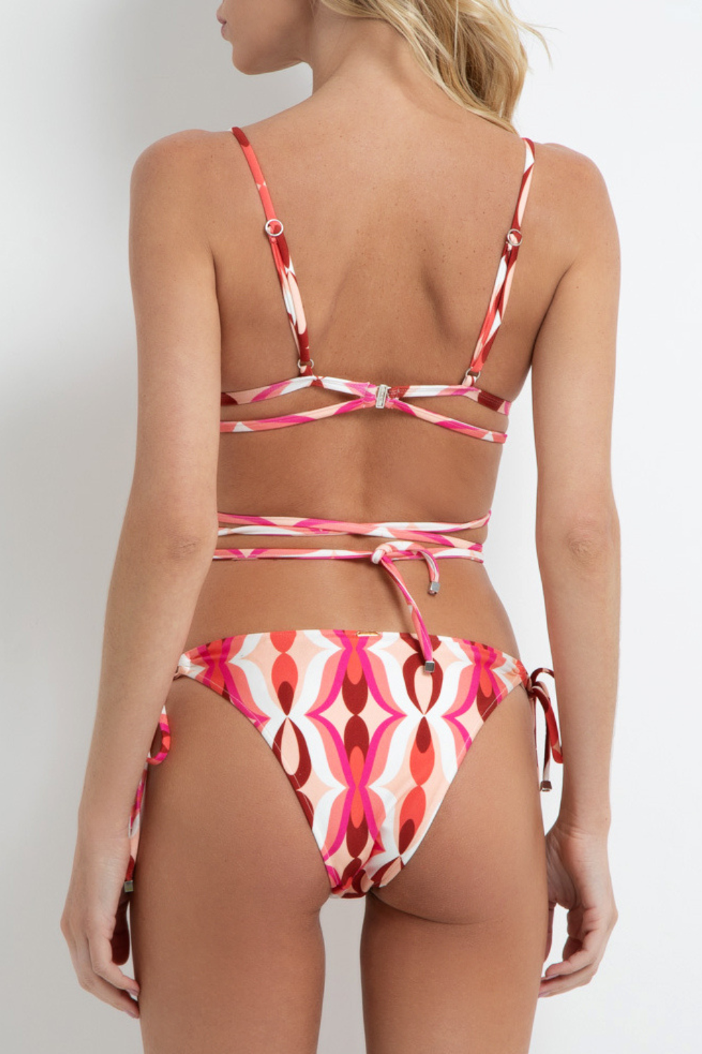 TWIST STRING BIKINI BOTTOM (FINAL SALE)