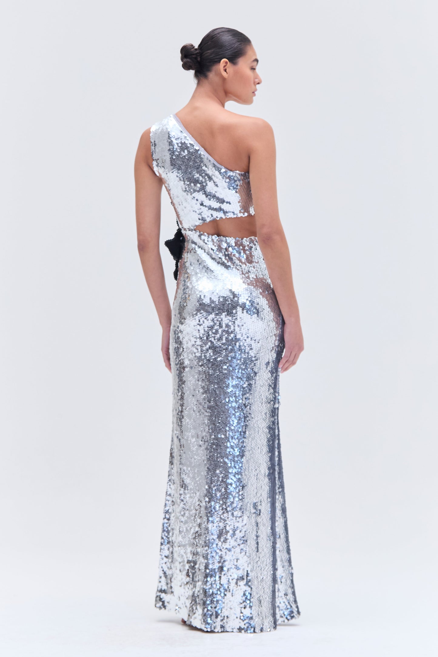 SILVER SEQUIN ONE SHOULDER GOWN