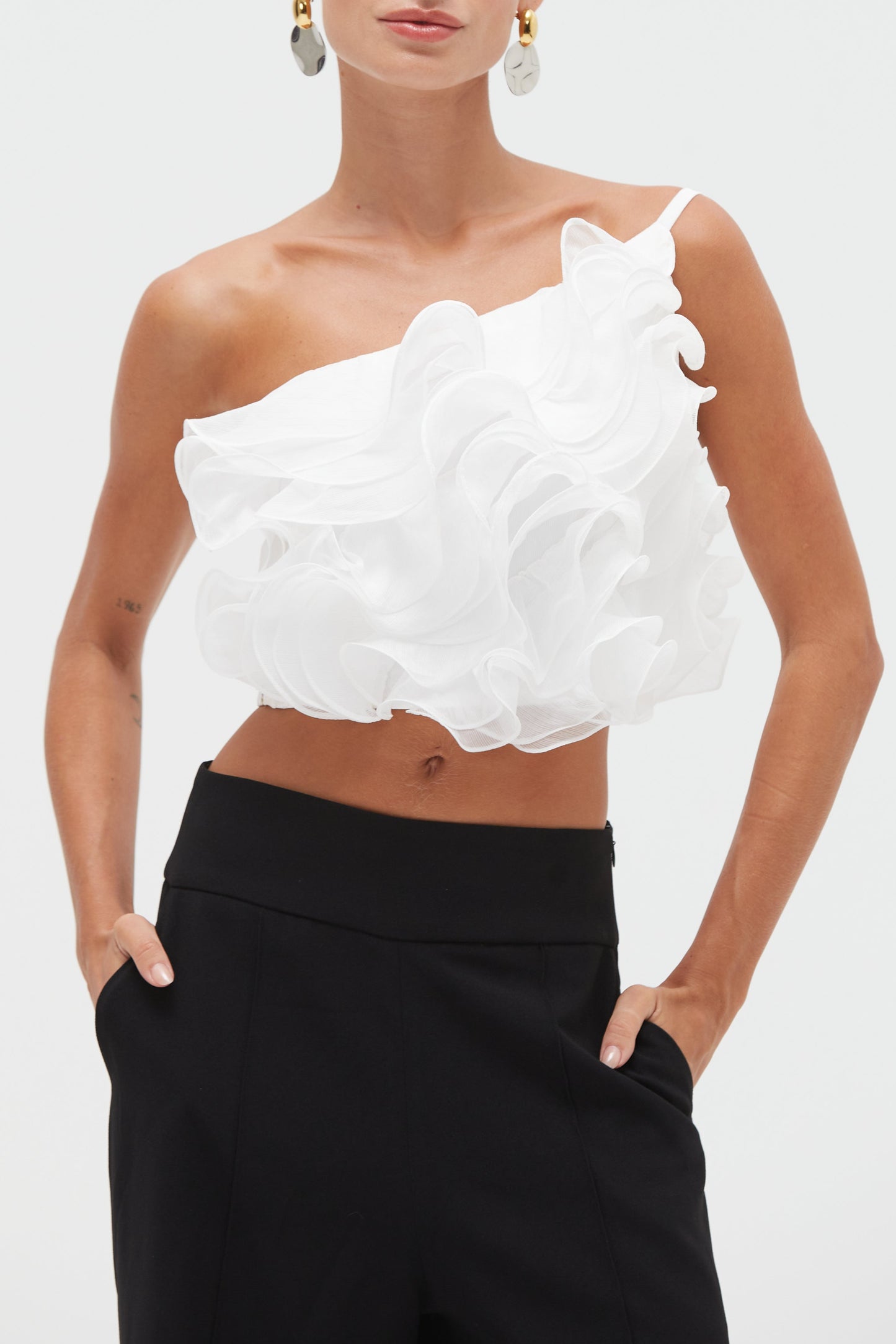 CHIFFON WONDERLAND FLUTTER TOP