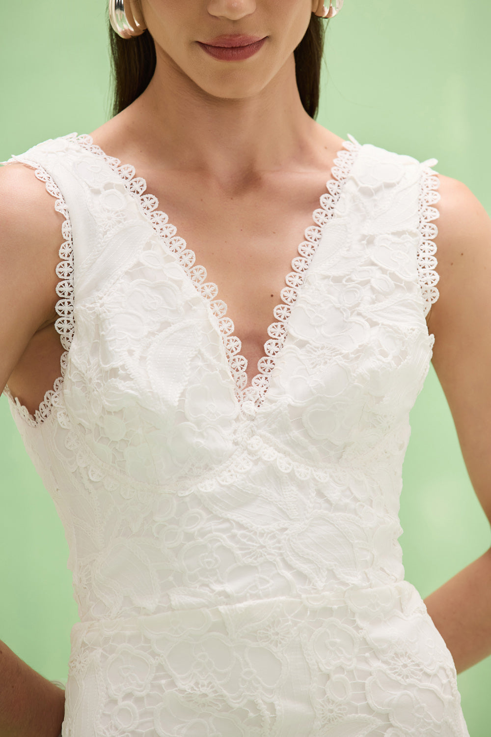 MYSIE LACE MIDI DRESS