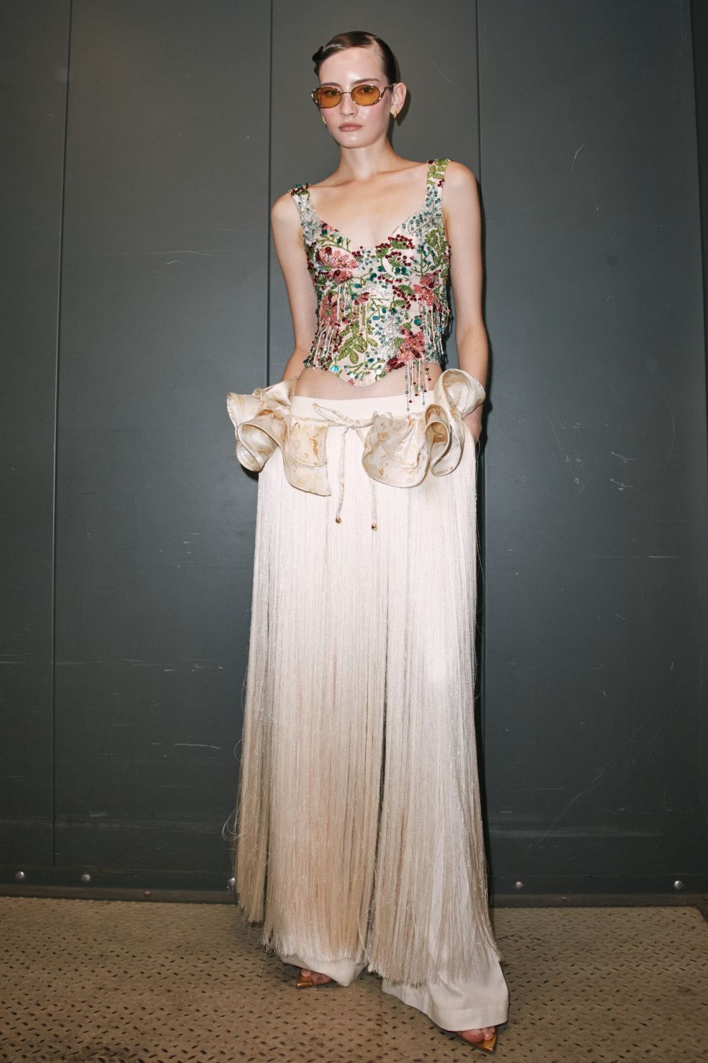 THE WHITE FRINGE PANTS (RUNWAY)